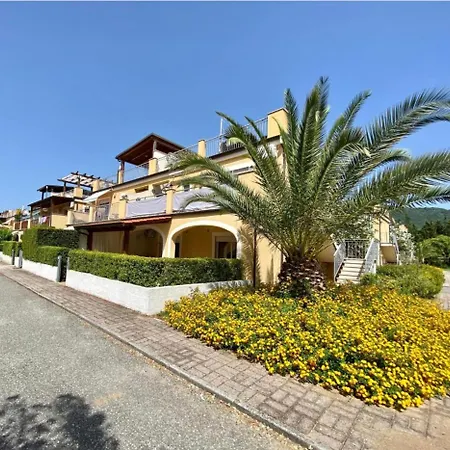 Pizzo Club Resort